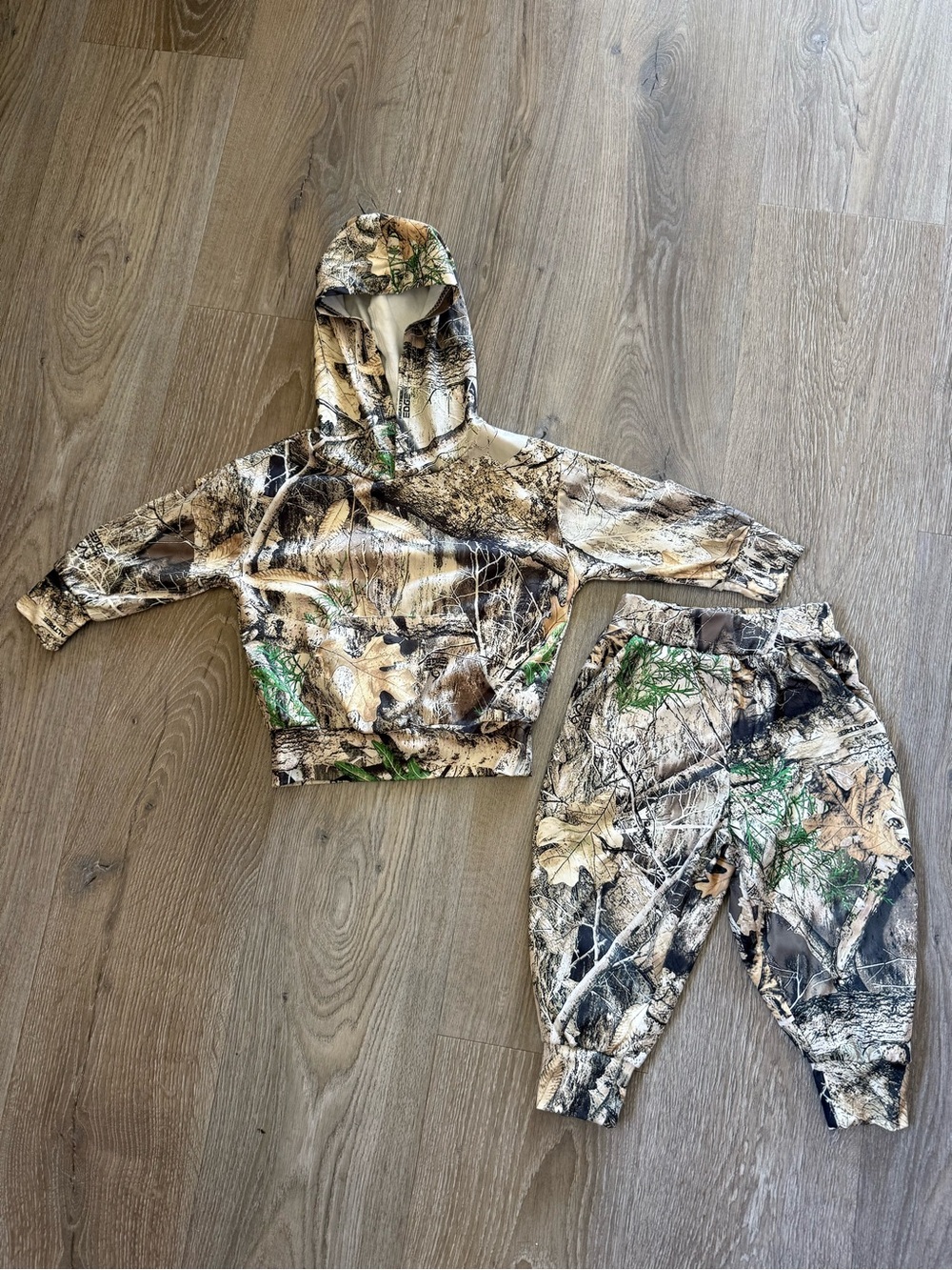 SHEIN Kids Camo Hoodie & Joggers Set - Brown Green